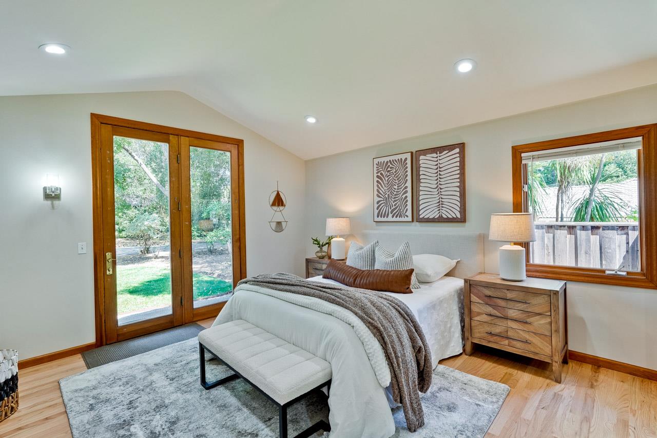 Detail Gallery Image 20 of 60 For 1625 Hazelaar Way, Los Altos,  CA 94024 - 3 Beds | 2 Baths