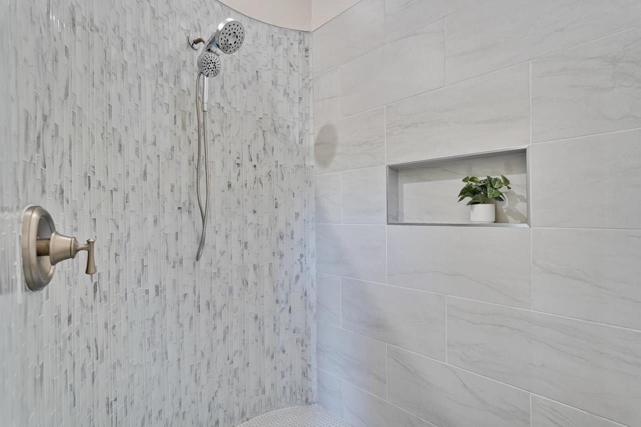 Detail Gallery Image 26 of 60 For 1625 Hazelaar Way, Los Altos,  CA 94024 - 3 Beds | 2 Baths