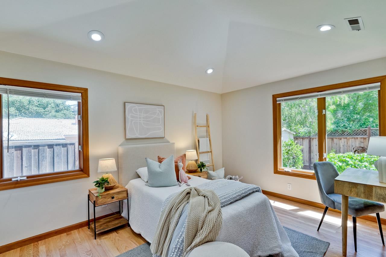 Detail Gallery Image 28 of 60 For 1625 Hazelaar Way, Los Altos,  CA 94024 - 3 Beds | 2 Baths