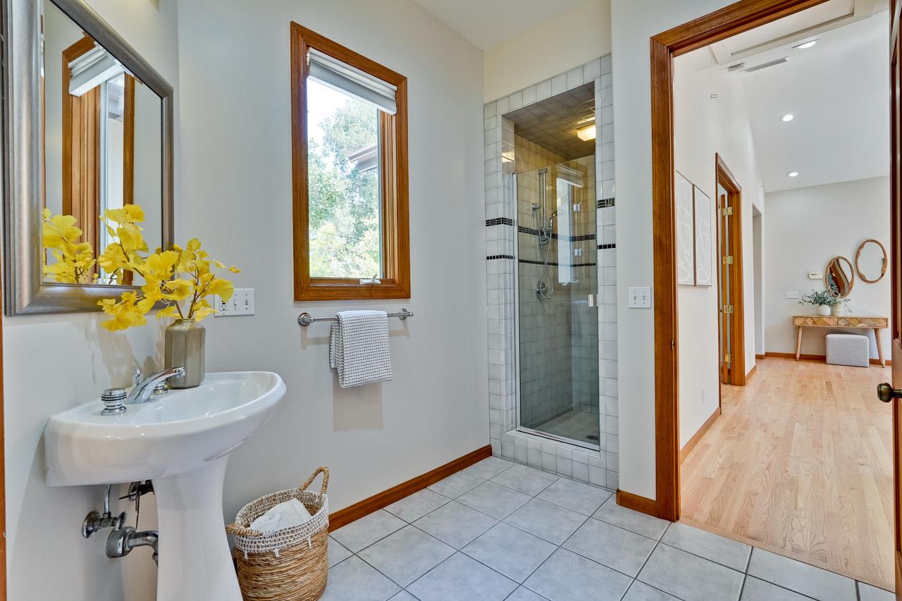 Detail Gallery Image 31 of 60 For 1625 Hazelaar Way, Los Altos,  CA 94024 - 3 Beds | 2 Baths