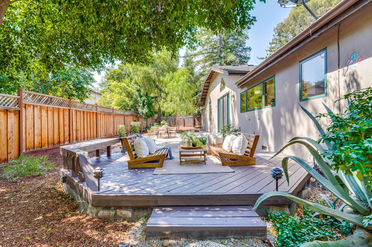 Detail Gallery Image 43 of 60 For 1625 Hazelaar Way, Los Altos,  CA 94024 - 3 Beds | 2 Baths