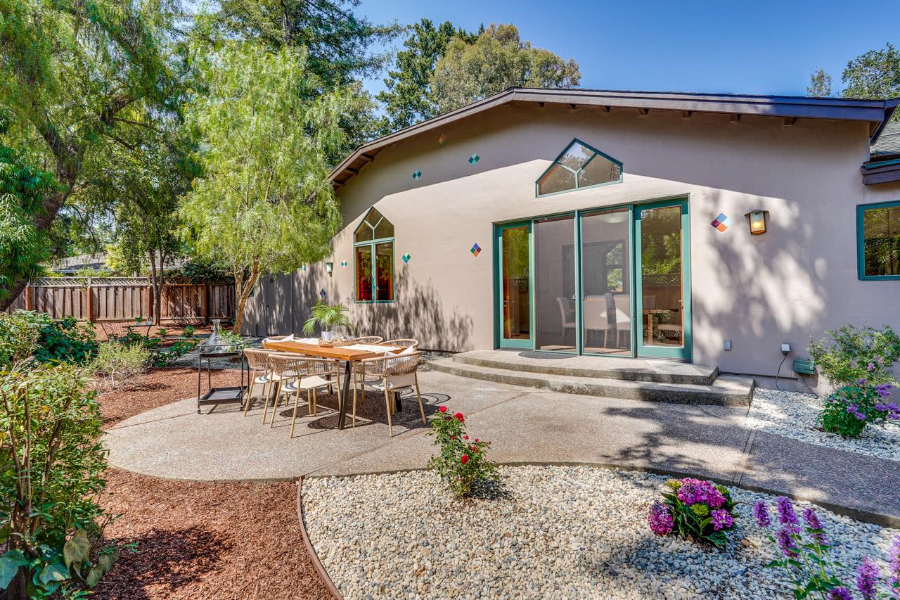 Detail Gallery Image 47 of 60 For 1625 Hazelaar Way, Los Altos,  CA 94024 - 3 Beds | 2 Baths
