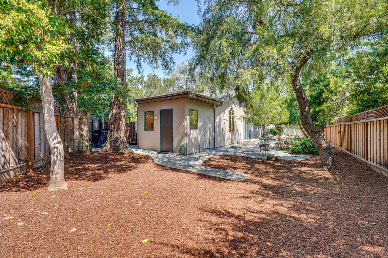 Detail Gallery Image 53 of 60 For 1625 Hazelaar Way, Los Altos,  CA 94024 - 3 Beds | 2 Baths