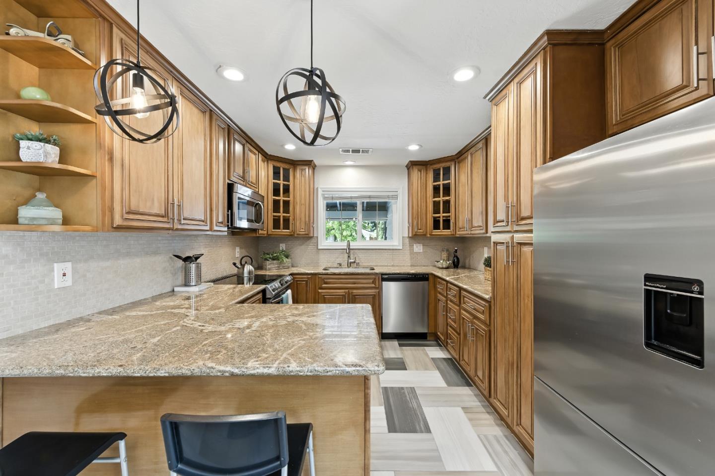Detail Gallery Image 13 of 42 For 720 Natoma Dr, San Jose,  CA 95123 - 4 Beds | 2 Baths