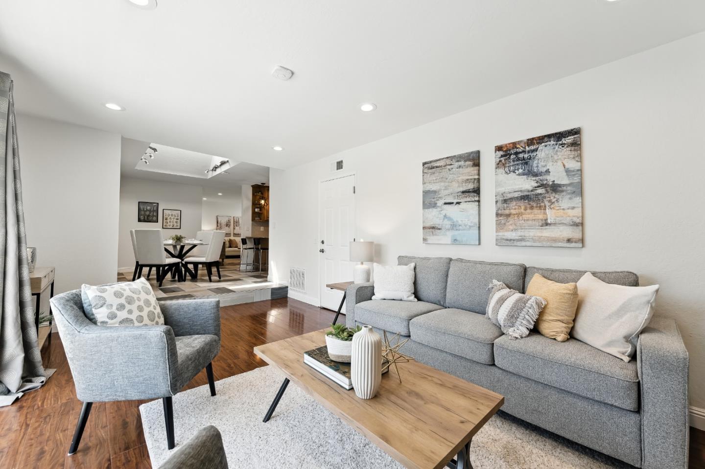 Detail Gallery Image 17 of 42 For 720 Natoma Dr, San Jose,  CA 95123 - 4 Beds | 2 Baths