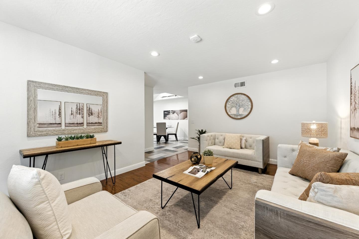 Detail Gallery Image 8 of 42 For 720 Natoma Dr, San Jose,  CA 95123 - 4 Beds | 2 Baths