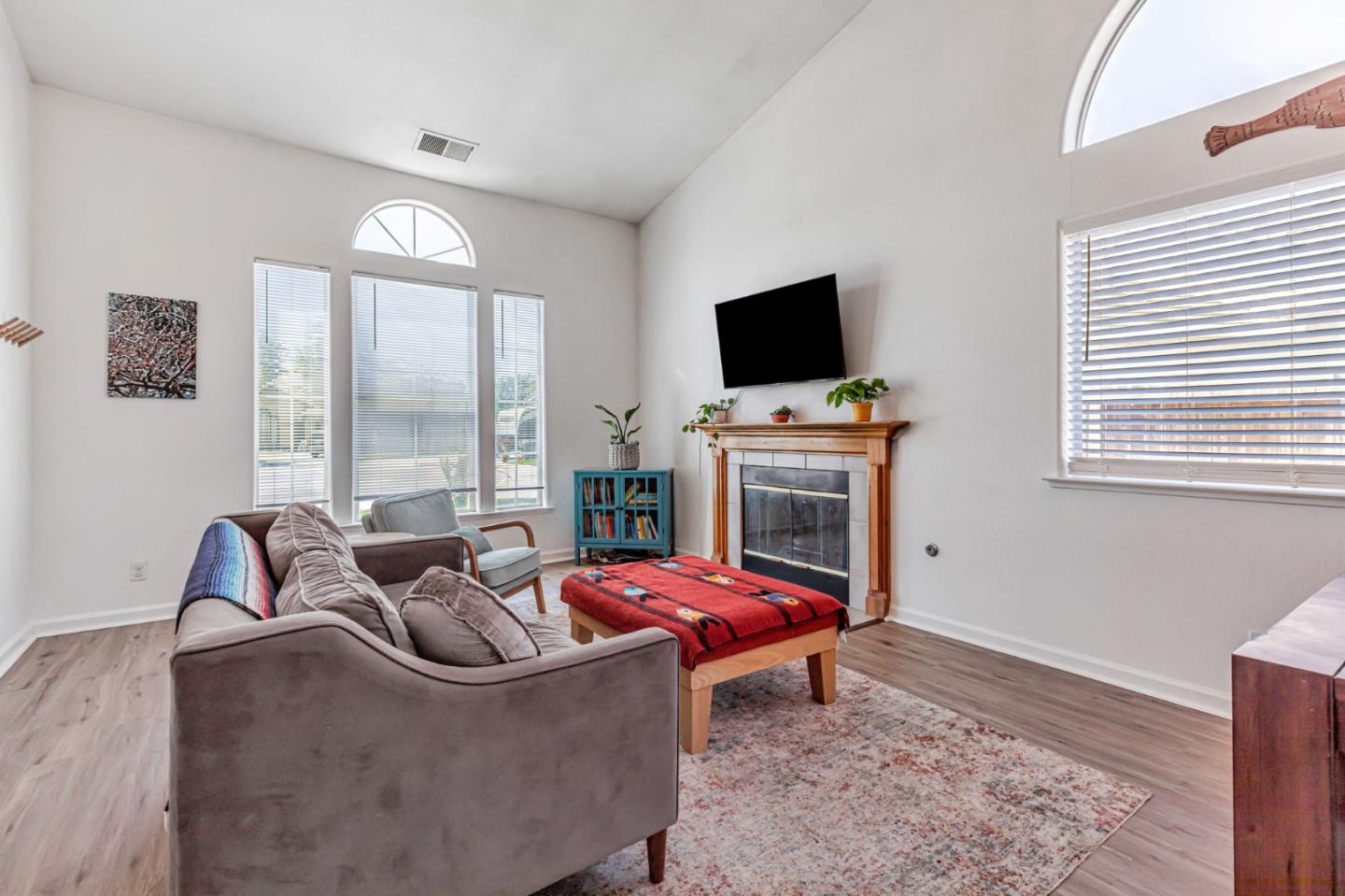 Detail Gallery Image 17 of 47 For 740 Alissa Ct, Hollister,  CA 95023 - 4 Beds | 3 Baths
