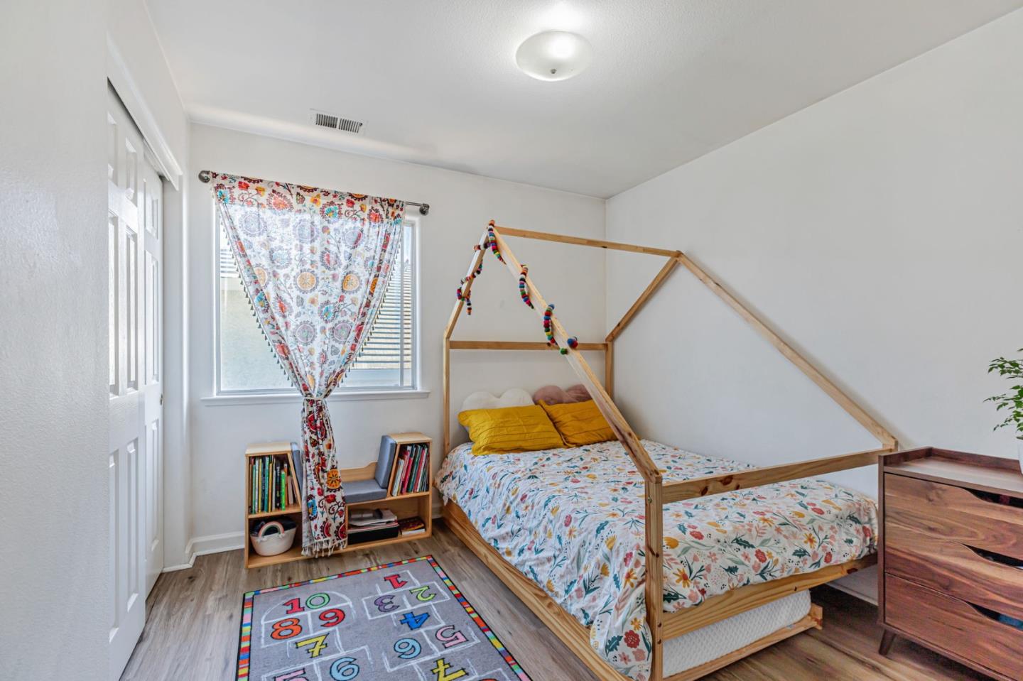 Detail Gallery Image 29 of 47 For 740 Alissa Ct, Hollister,  CA 95023 - 4 Beds | 3 Baths
