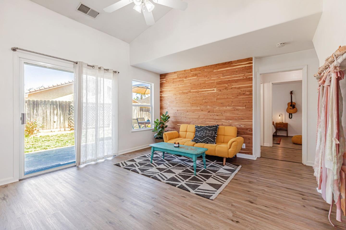 Detail Gallery Image 7 of 47 For 740 Alissa Ct, Hollister,  CA 95023 - 4 Beds | 3 Baths
