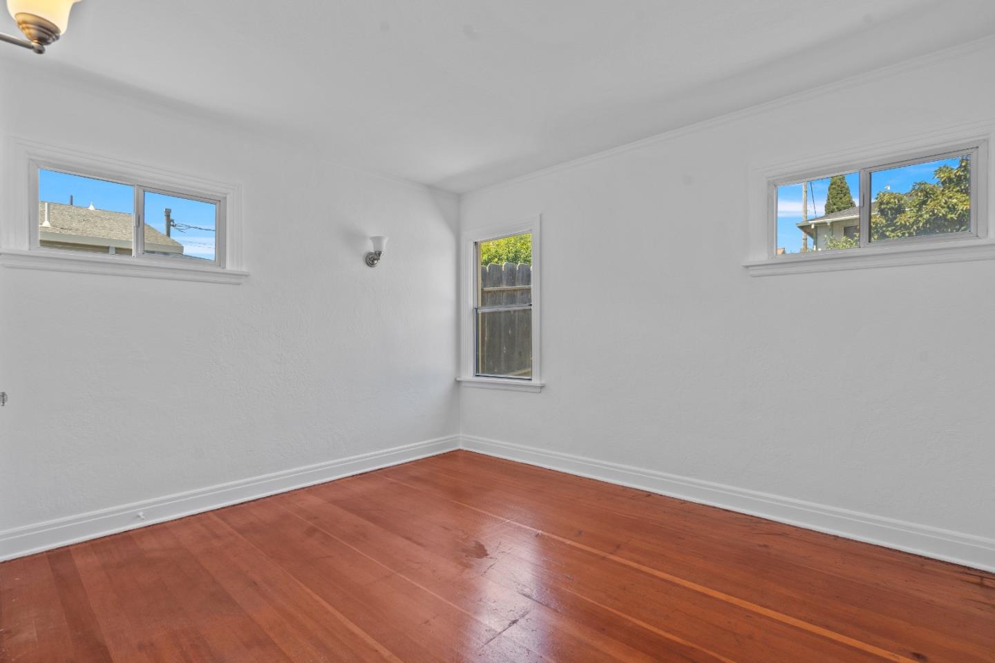 Detail Gallery Image 19 of 43 For 928 Lincoln St, Watsonville,  CA 95076 - 2 Beds | 1 Baths