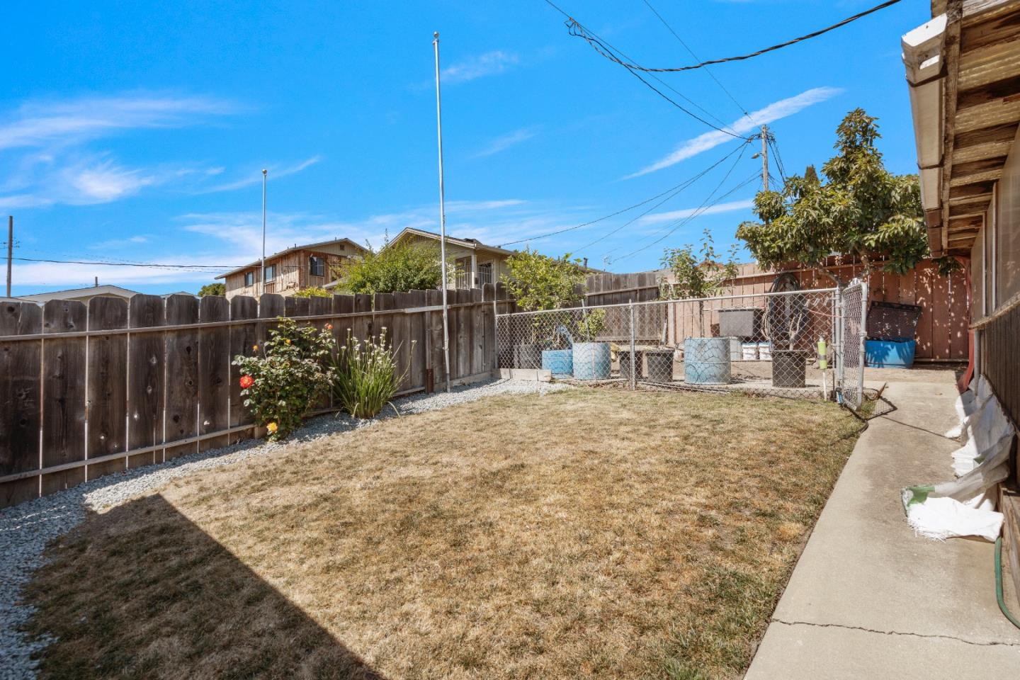 Detail Gallery Image 30 of 43 For 928 Lincoln St, Watsonville,  CA 95076 - 2 Beds | 1 Baths