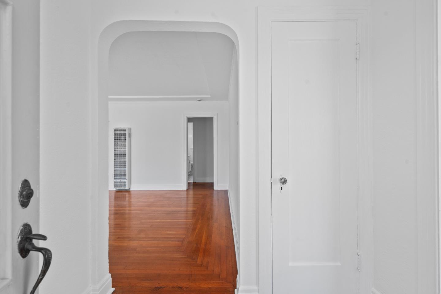 Detail Gallery Image 6 of 43 For 928 Lincoln St, Watsonville,  CA 95076 - 2 Beds | 1 Baths