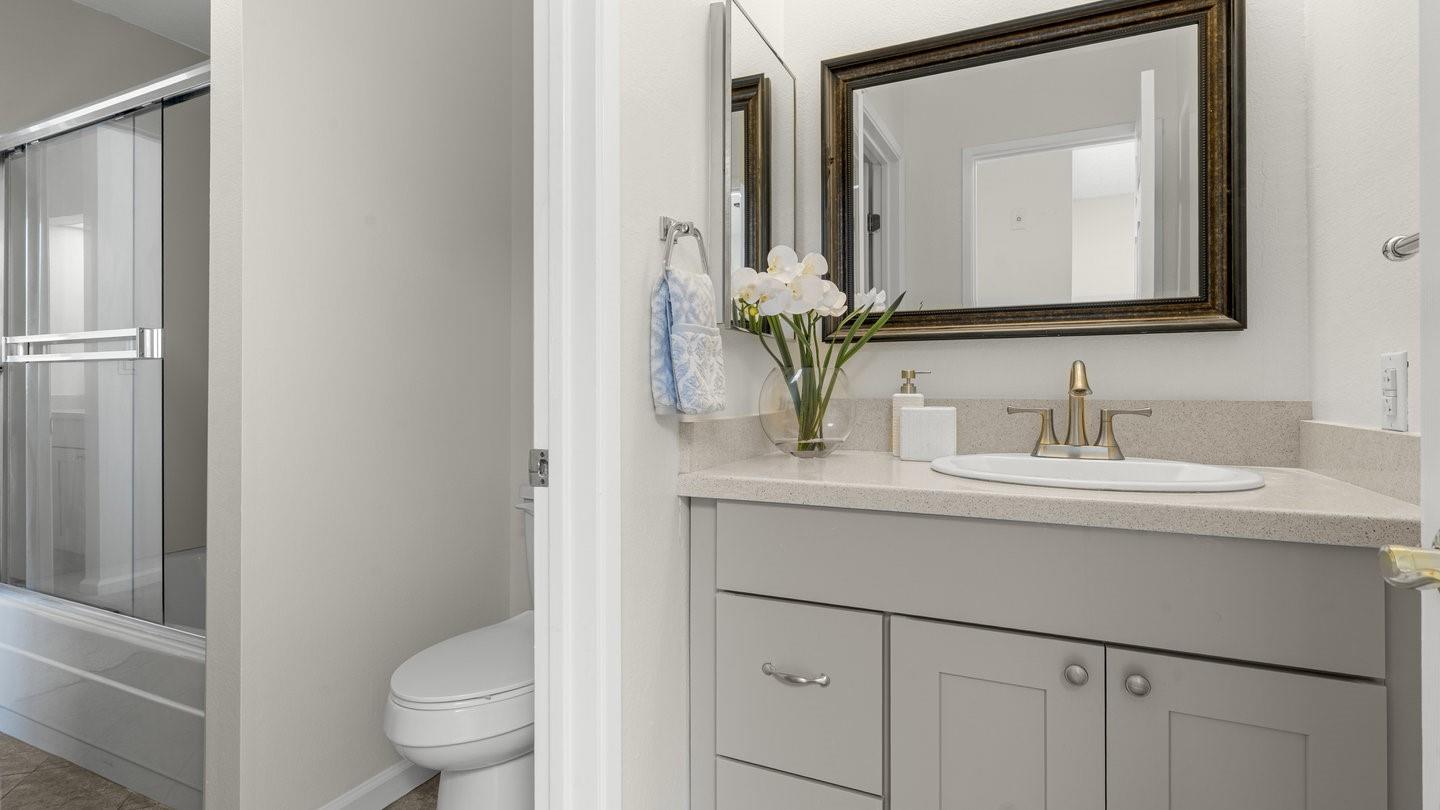 Detail Gallery Image 30 of 32 For 2201 the Alameda #22,  Santa Clara,  CA 95050 - 2 Beds | 1/1 Baths
