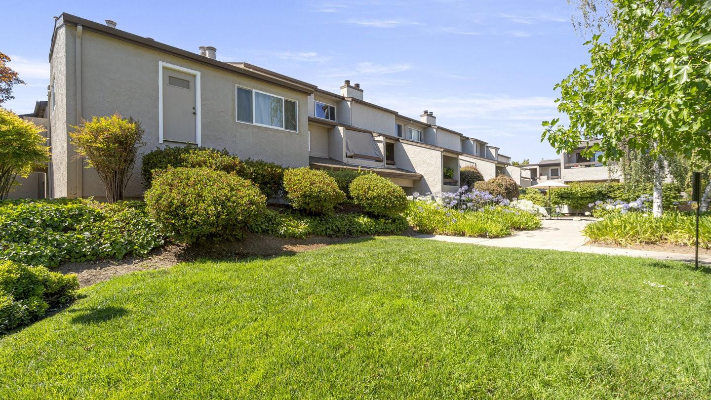 Detail Gallery Image 5 of 32 For 2201 the Alameda #22,  Santa Clara,  CA 95050 - 2 Beds | 1/1 Baths