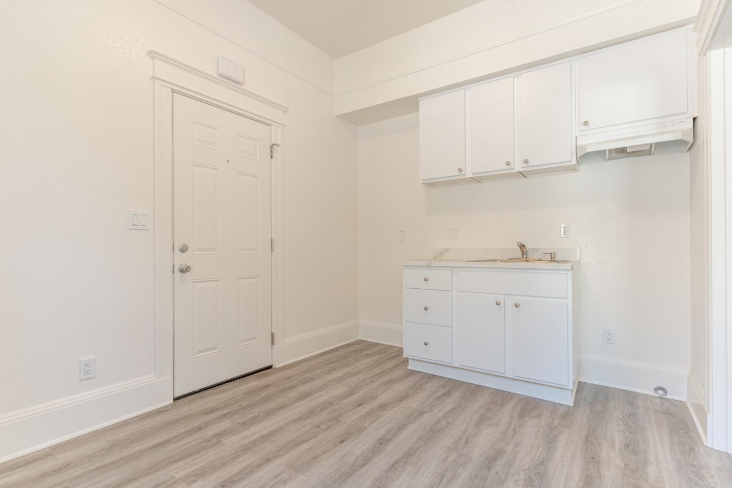 Detail Gallery Image 11 of 80 For 106 N 5th St, San Jose,  CA 95112 - – Beds | – Baths