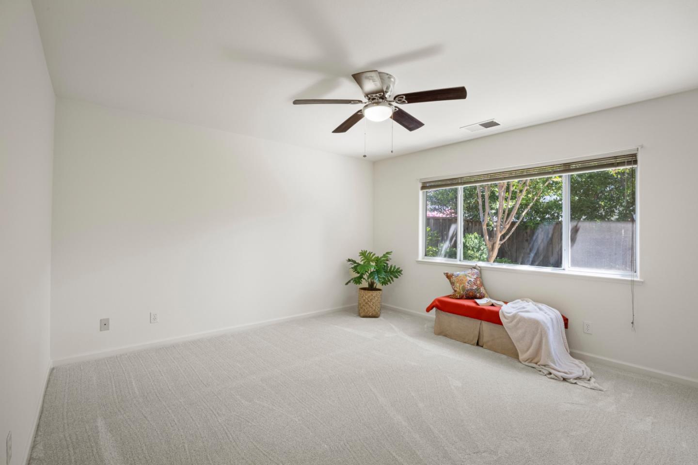 Detail Gallery Image 10 of 25 For 14668 Excaliber Ct, Morgan Hill,  CA 95037 - 2 Beds | 2 Baths