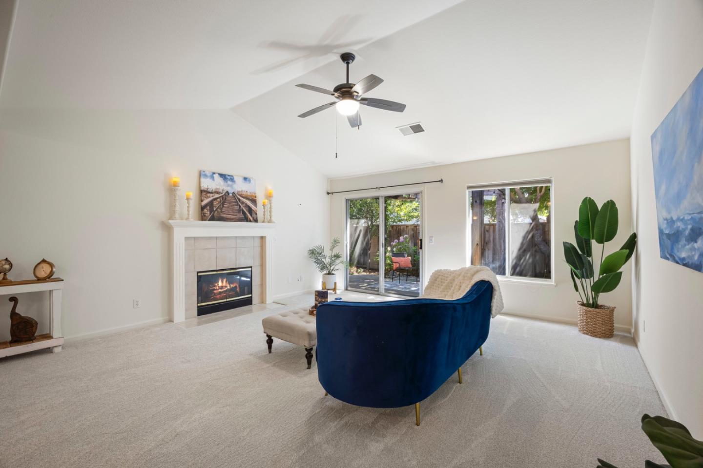 Detail Gallery Image 8 of 25 For 14668 Excaliber Ct, Morgan Hill,  CA 95037 - 2 Beds | 2 Baths
