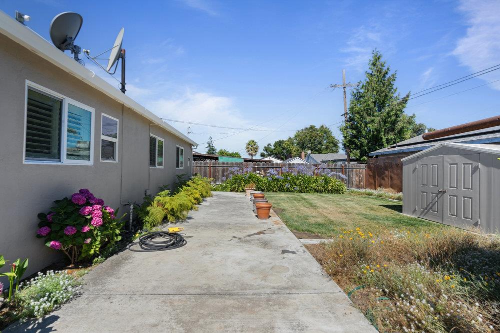 Detail Gallery Image 20 of 23 For 230 San Juan Dr, Hollister,  CA 95023 - 3 Beds | 1 Baths