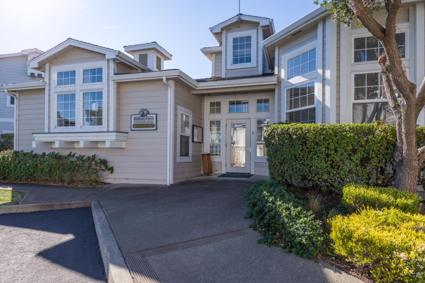 Detail Gallery Image 23 of 27 For 129 Outlook Cir #10,  Pacifica,  CA 94044 - 3 Beds | 2 Baths