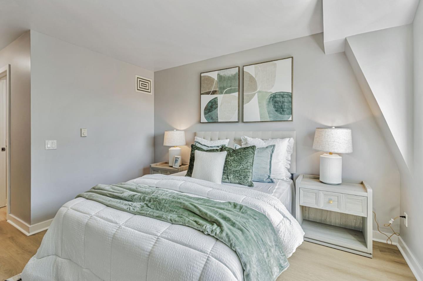Detail Gallery Image 17 of 41 For 6400 Christie Ave #5408,  Emeryville,  CA 94608 - 2 Beds | 2 Baths