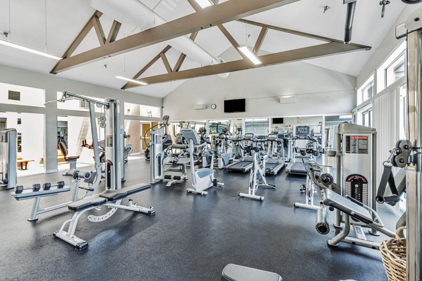 Detail Gallery Image 23 of 41 For 6400 Christie Ave #5408,  Emeryville,  CA 94608 - 2 Beds | 2 Baths