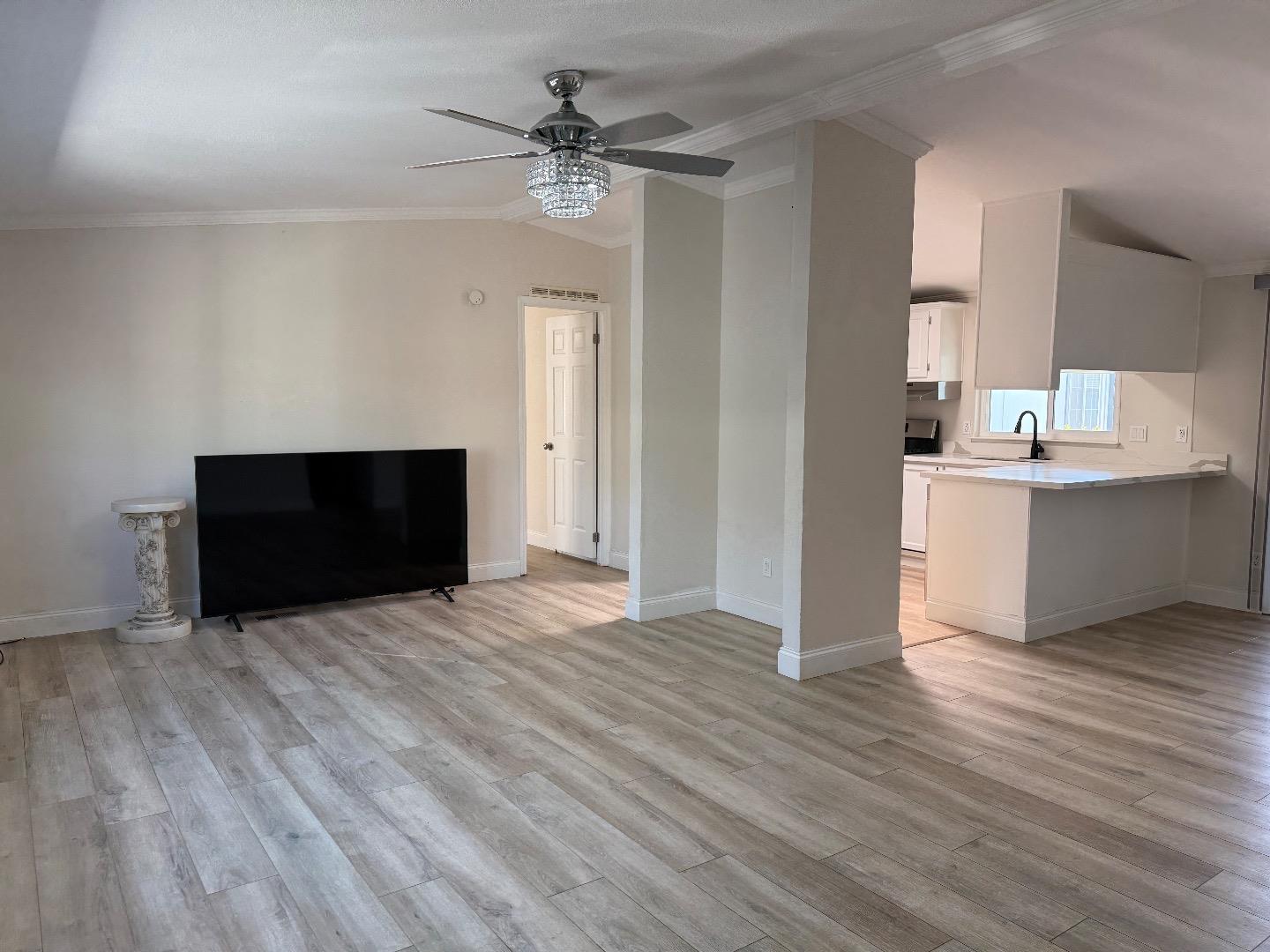 Detail Gallery Image 2 of 20 For 28816 Jupiter St #-,  Hayward,  CA 94544 - 3 Beds | 2 Baths