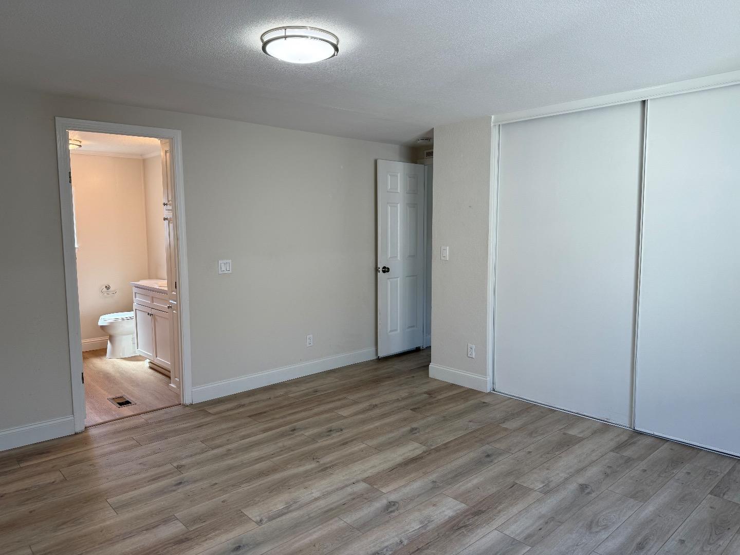 Detail Gallery Image 8 of 20 For 28816 Jupiter St #-,  Hayward,  CA 94544 - 3 Beds | 2 Baths