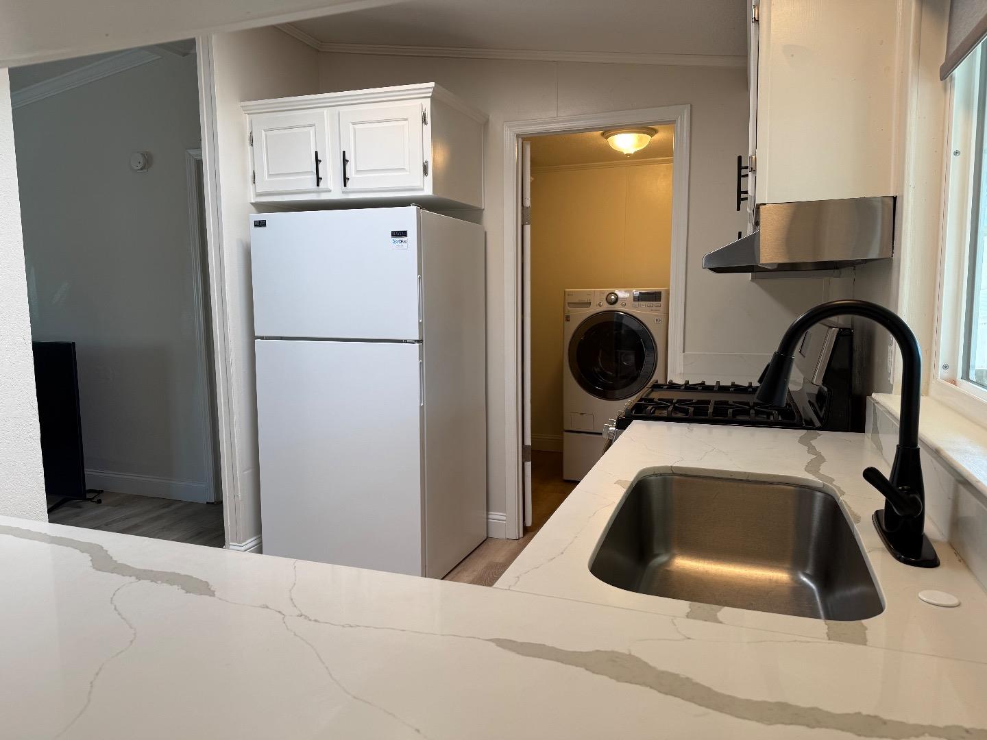 Detail Gallery Image 9 of 20 For 28816 Jupiter St #-,  Hayward,  CA 94544 - 3 Beds | 2 Baths