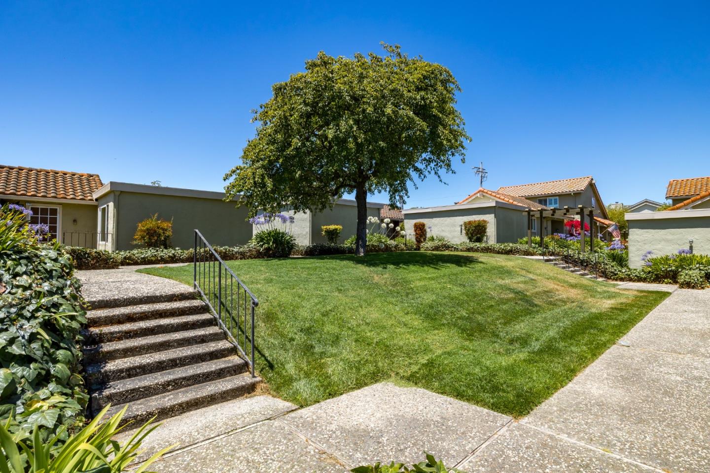 Detail Gallery Image 30 of 33 For 176 Crestview Ct, Watsonville,  CA 95076 - 2 Beds | 2 Baths