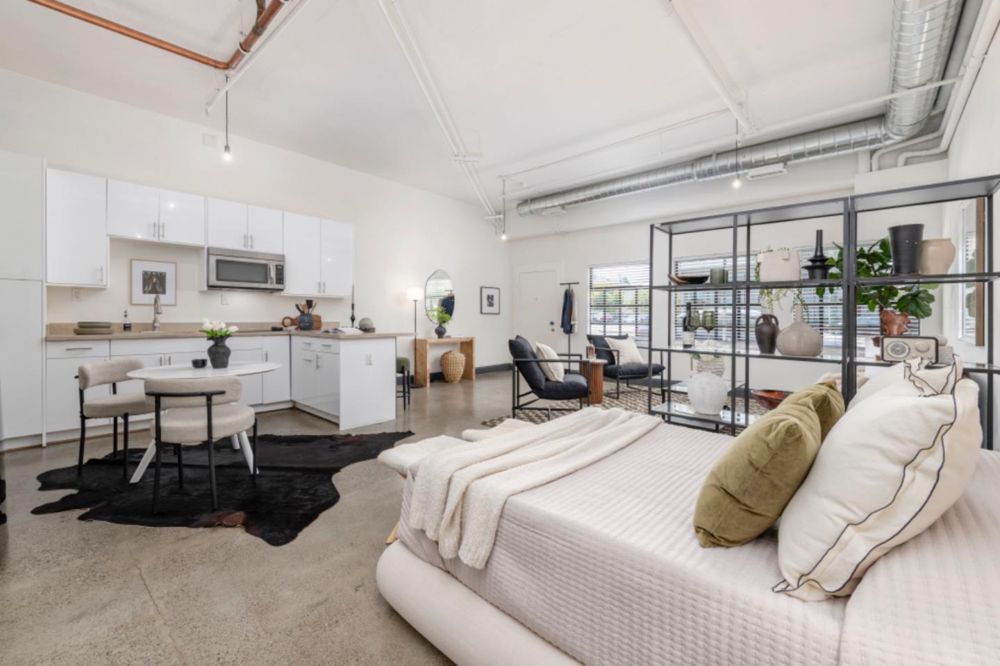 Detail Gallery Image 16 of 22 For 850 W Grand Ave #D,  Oakland,  CA 94607 - 0 Beds | 1 Baths