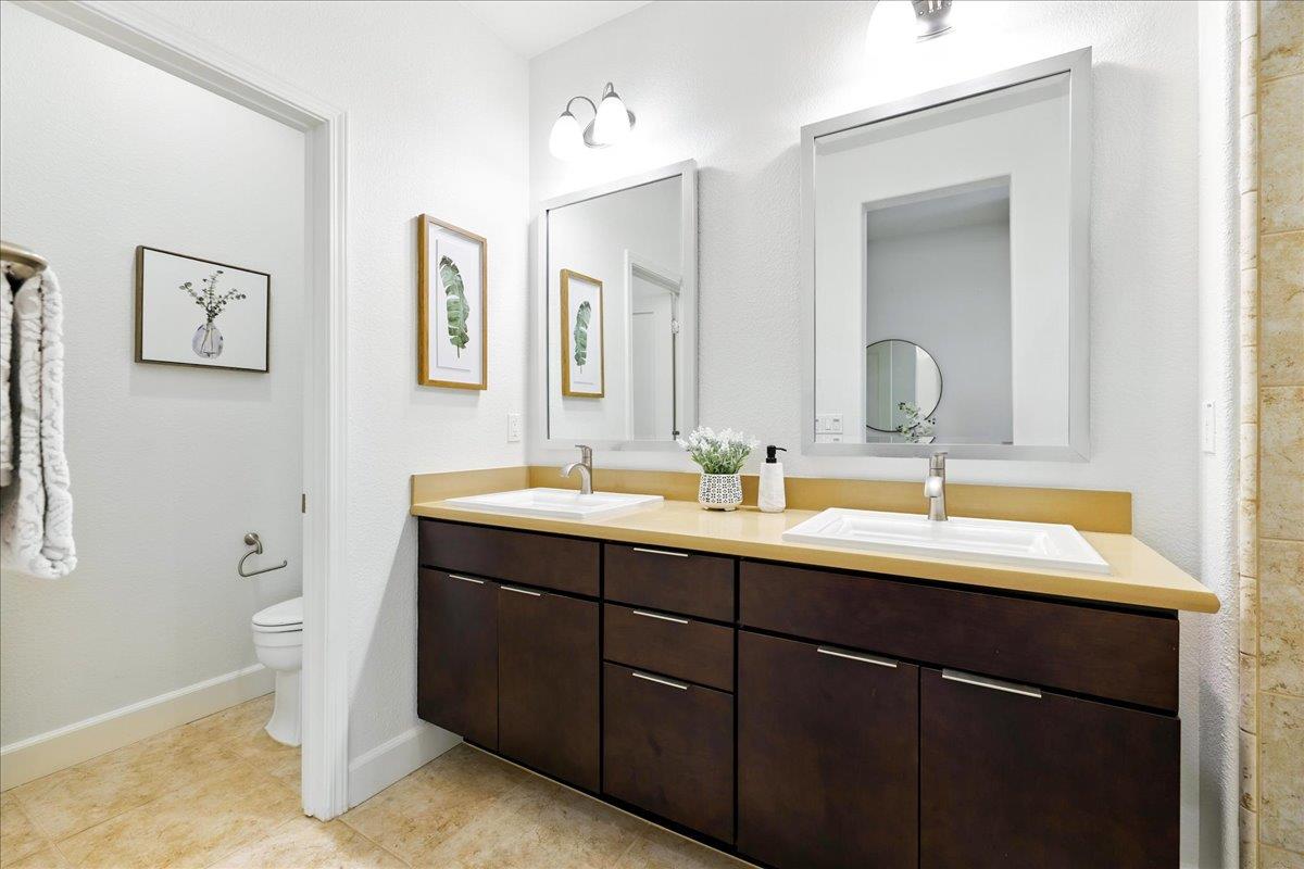 Detail Gallery Image 18 of 53 For 829 Blue Opal Dr, San Jose,  CA 95123 - 3 Beds | 3/1 Baths