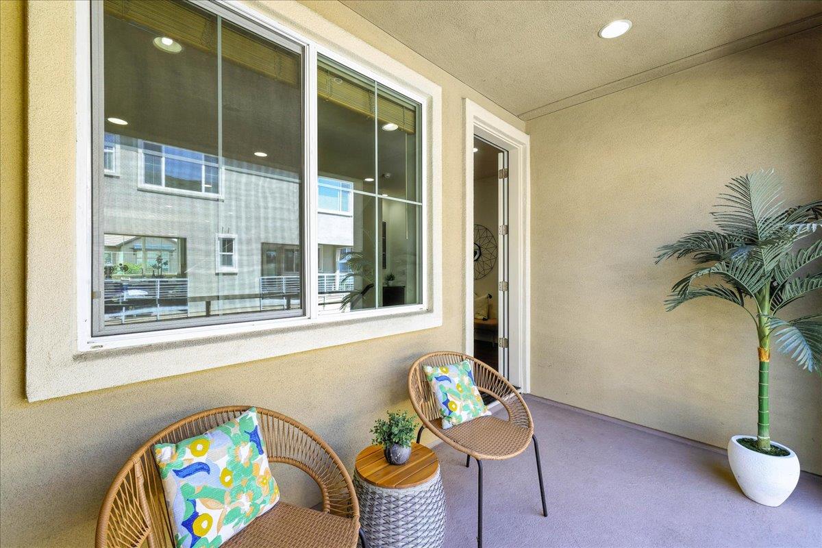 Detail Gallery Image 32 of 53 For 829 Blue Opal Dr, San Jose,  CA 95123 - 3 Beds | 3/1 Baths