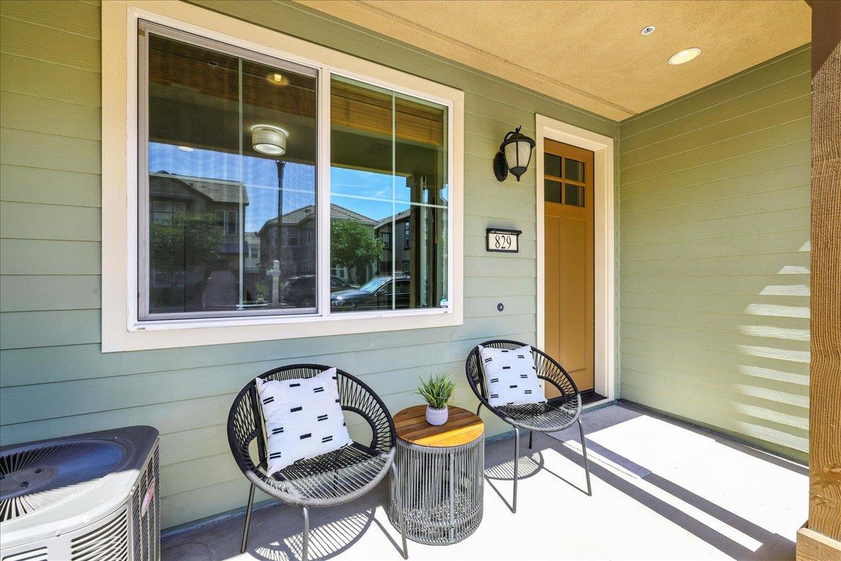 Detail Gallery Image 48 of 53 For 829 Blue Opal Dr, San Jose,  CA 95123 - 3 Beds | 3/1 Baths