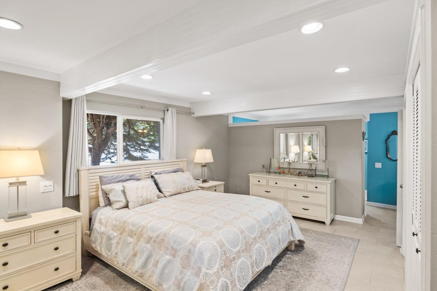 Detail Gallery Image 16 of 42 For 35 via Castanada, Monterey,  CA 93940 - 4 Beds | 4 Baths