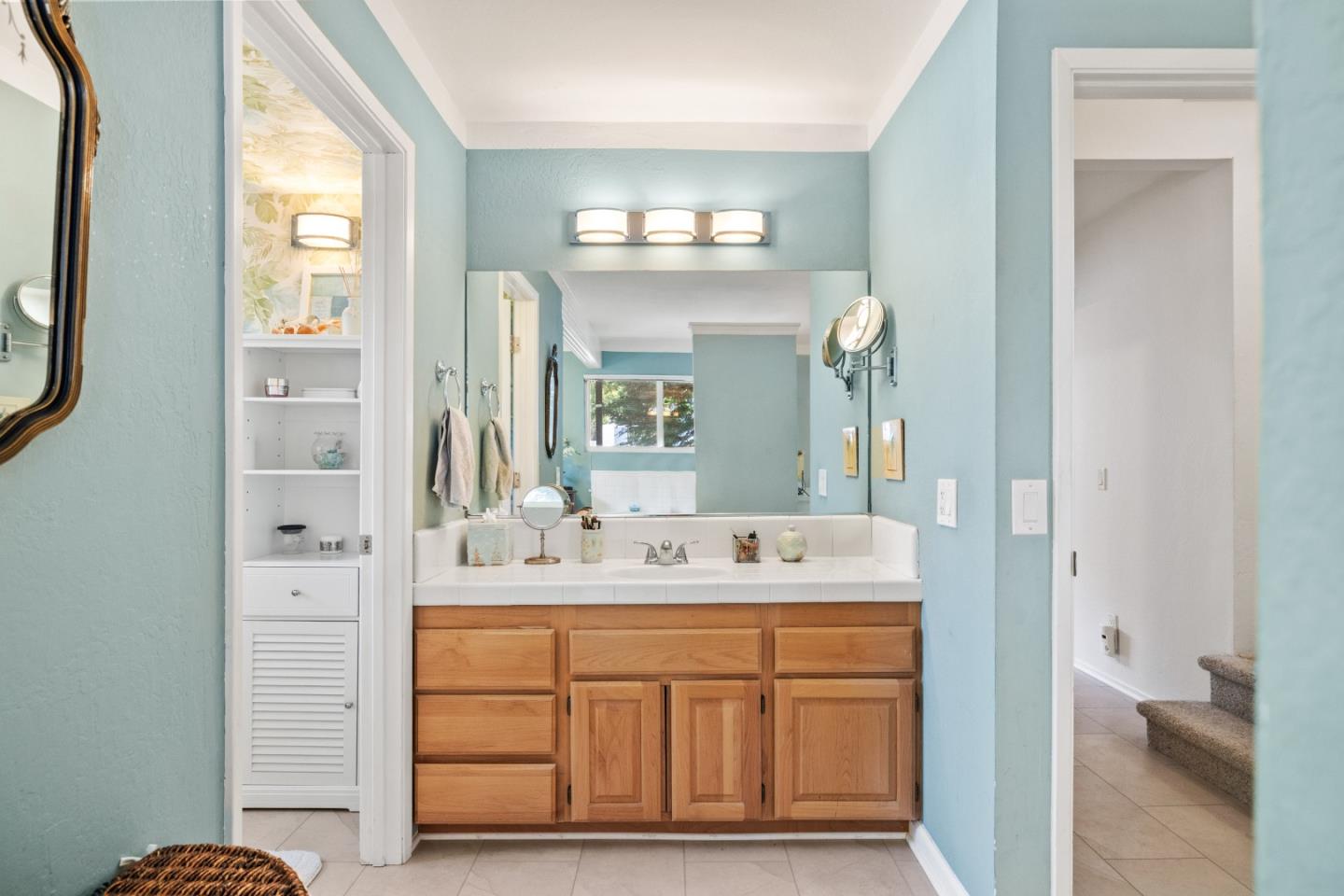 Detail Gallery Image 19 of 42 For 35 via Castanada, Monterey,  CA 93940 - 4 Beds | 4 Baths