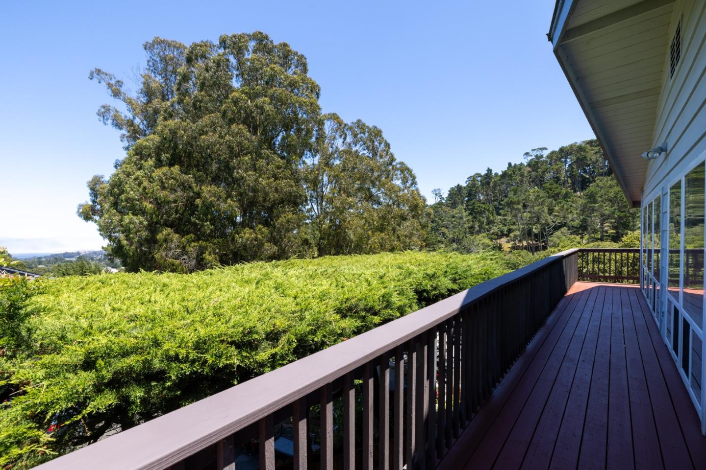 Detail Gallery Image 37 of 42 For 35 via Castanada, Monterey,  CA 93940 - 4 Beds | 4 Baths
