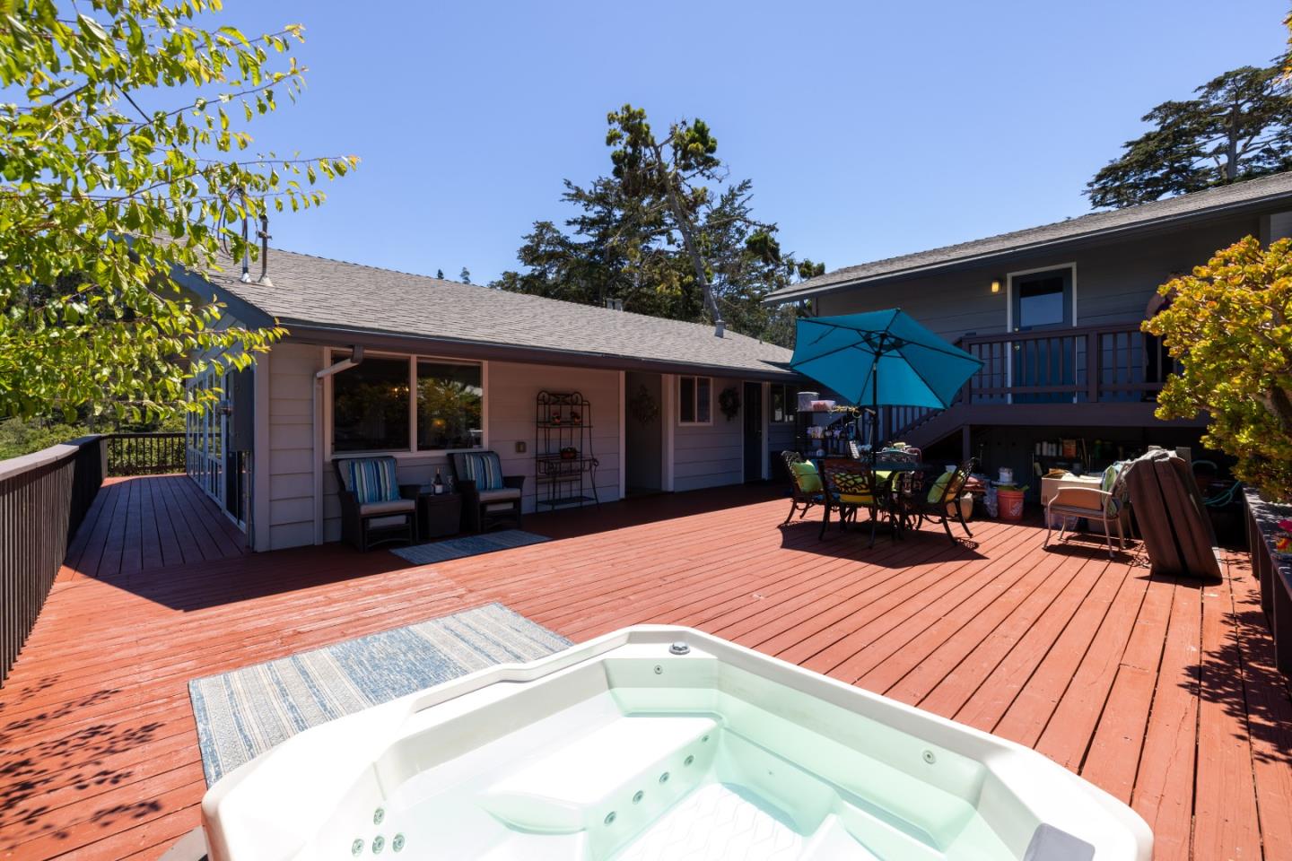 Detail Gallery Image 39 of 42 For 35 via Castanada, Monterey,  CA 93940 - 4 Beds | 4 Baths