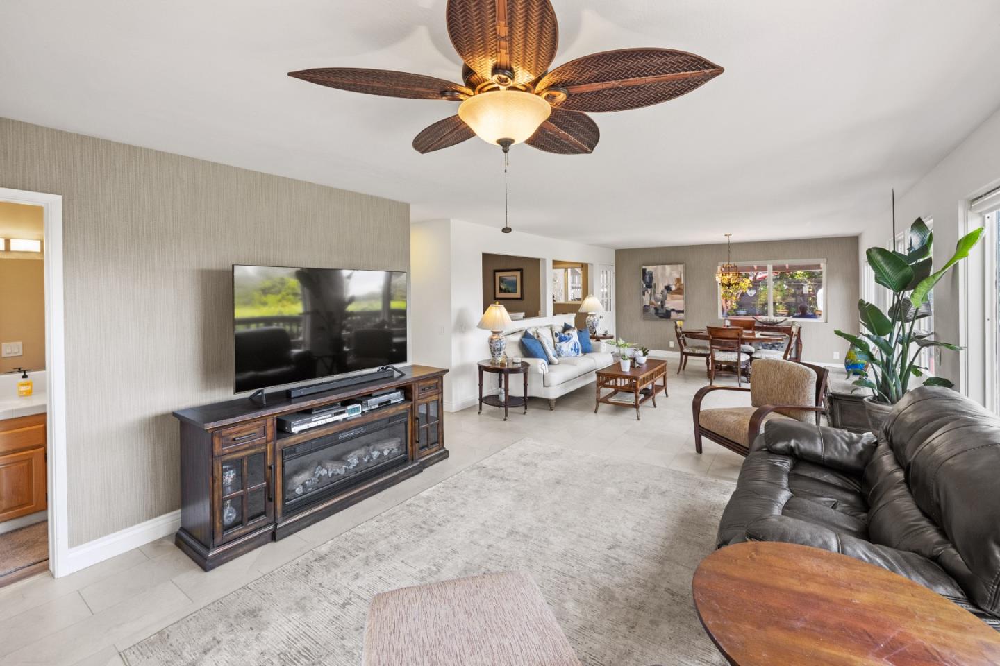 Detail Gallery Image 7 of 42 For 35 via Castanada, Monterey,  CA 93940 - 4 Beds | 4 Baths