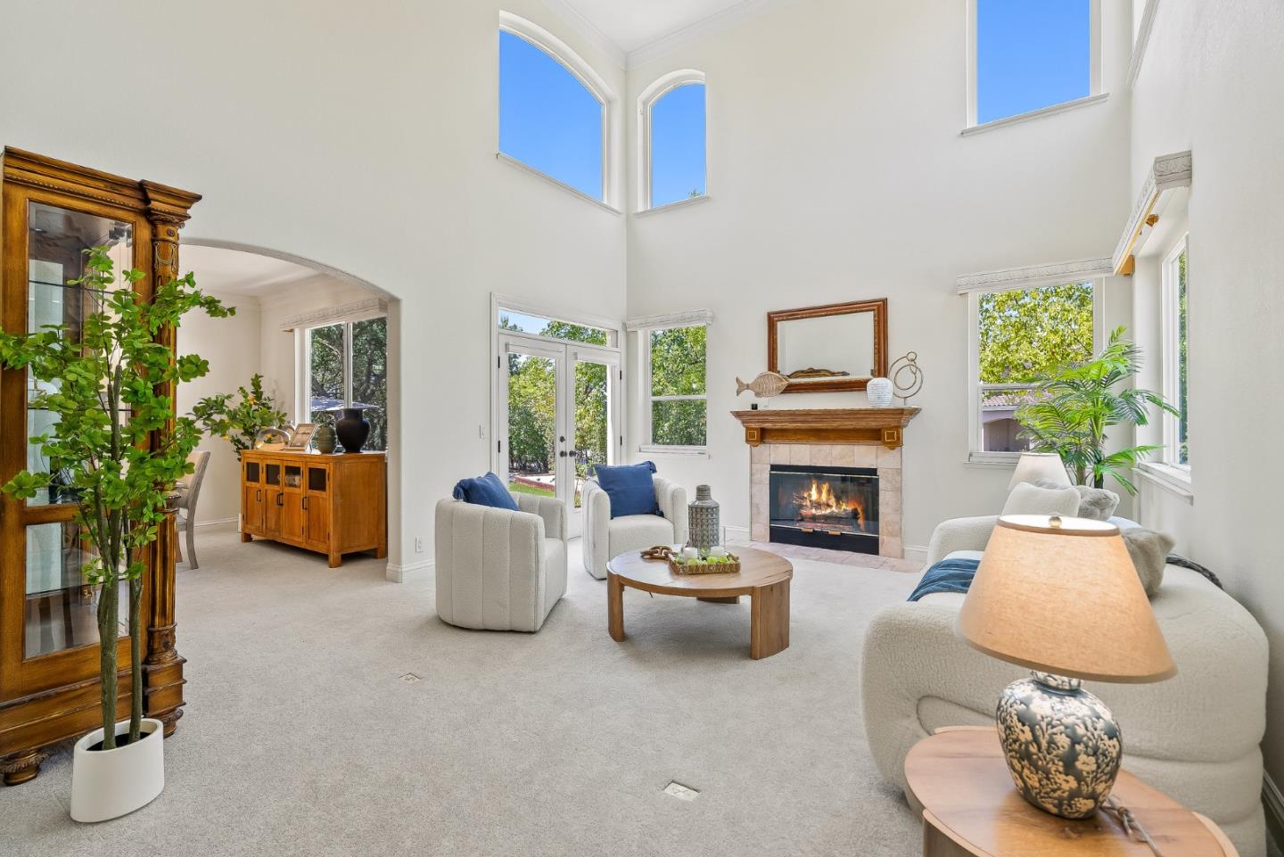 Detail Gallery Image 16 of 61 For 4105 Grant Ct, Pleasanton,  CA 94566 - 5 Beds | 3/1 Baths