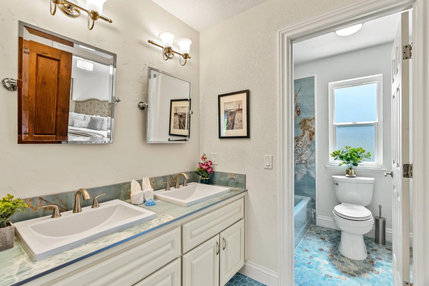 Detail Gallery Image 31 of 61 For 4105 Grant Ct, Pleasanton,  CA 94566 - 5 Beds | 3/1 Baths