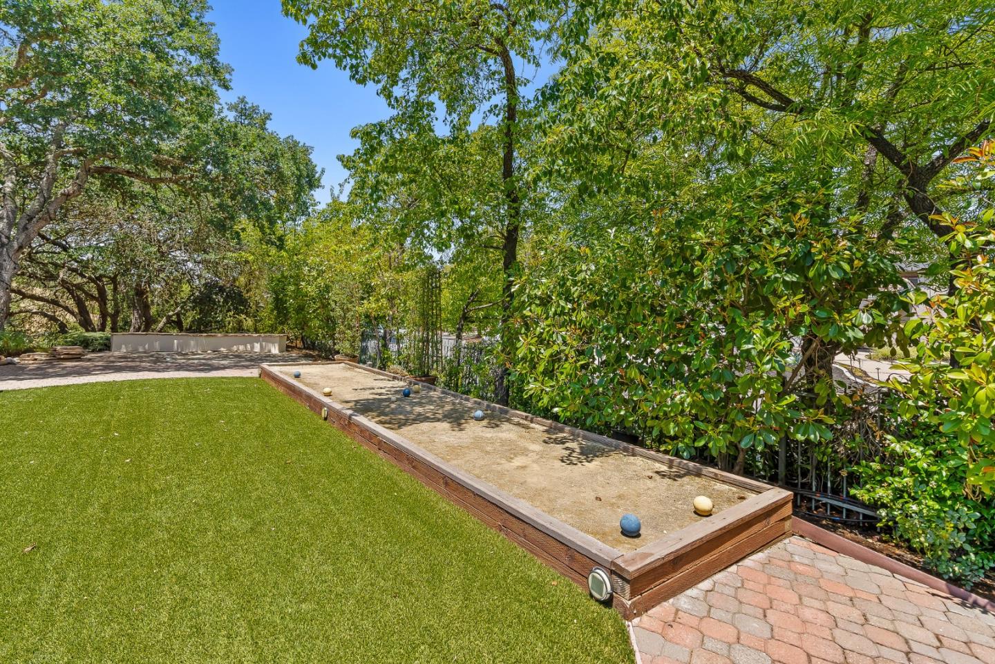 Detail Gallery Image 37 of 61 For 4105 Grant Ct, Pleasanton,  CA 94566 - 5 Beds | 3/1 Baths