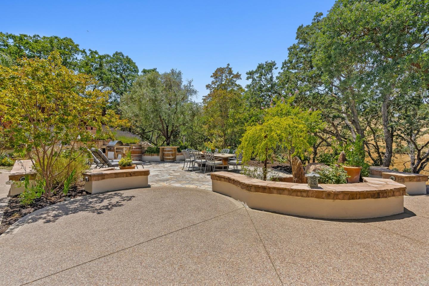 Detail Gallery Image 42 of 61 For 4105 Grant Ct, Pleasanton,  CA 94566 - 5 Beds | 3/1 Baths
