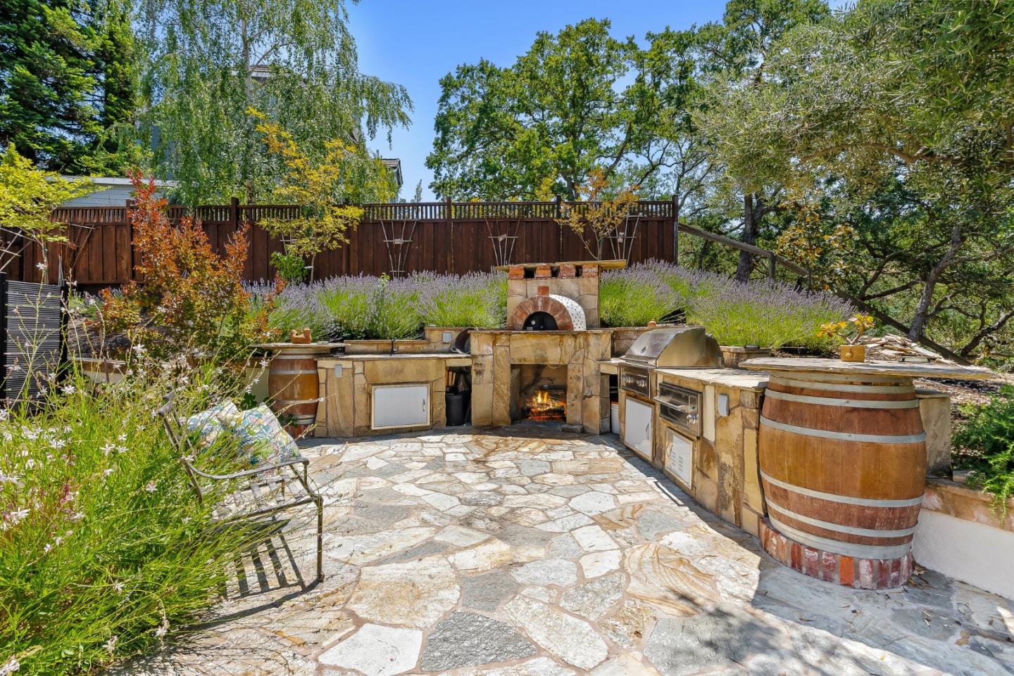 Detail Gallery Image 43 of 61 For 4105 Grant Ct, Pleasanton,  CA 94566 - 5 Beds | 3/1 Baths