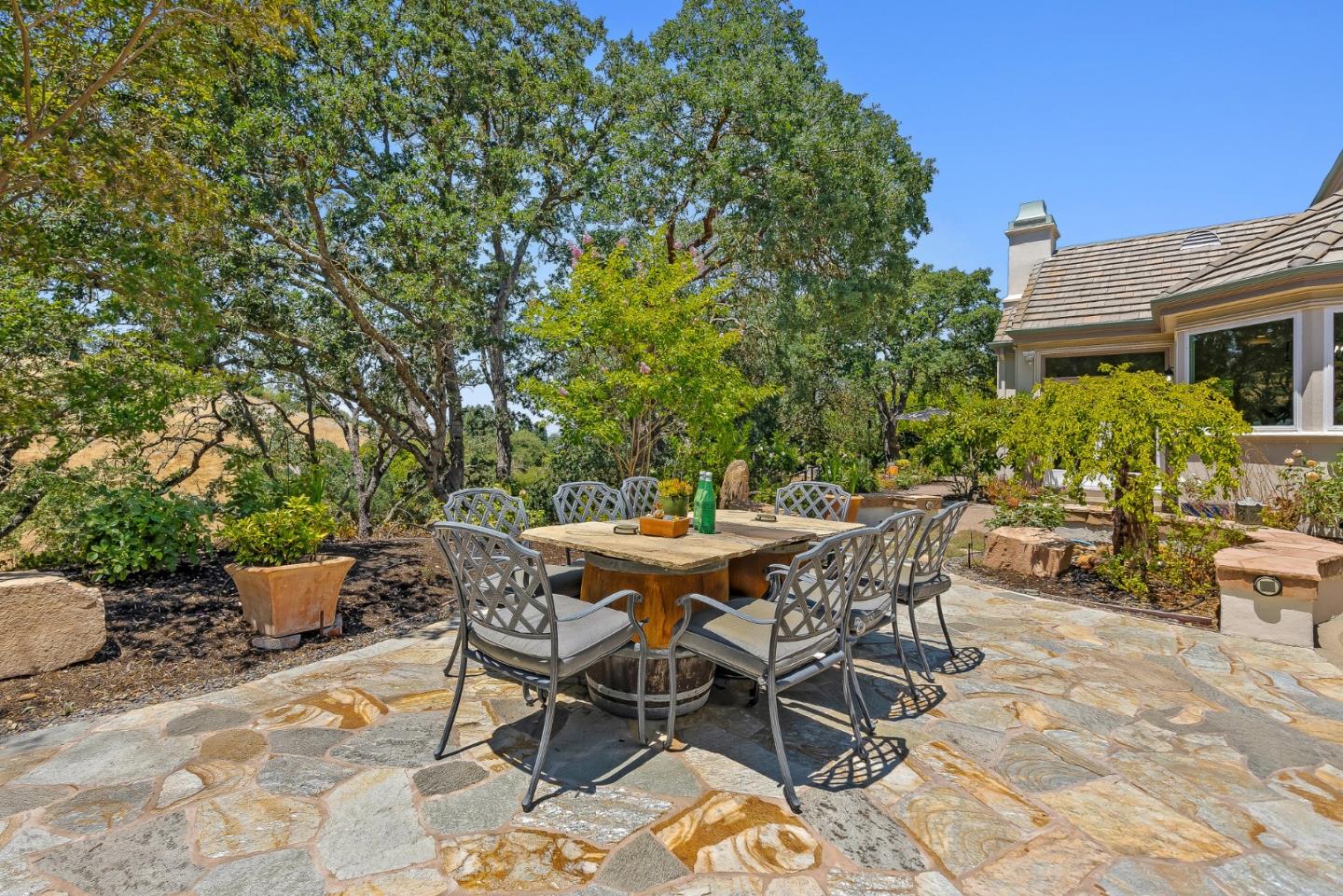 Detail Gallery Image 46 of 61 For 4105 Grant Ct, Pleasanton,  CA 94566 - 5 Beds | 3/1 Baths