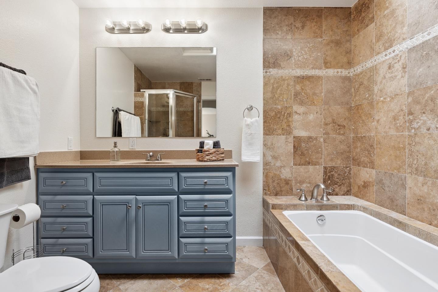 Detail Gallery Image 14 of 20 For 5525 Scotts Valley Dr #11,  Scotts Valley,  CA 95066 - 2 Beds | 1/1 Baths