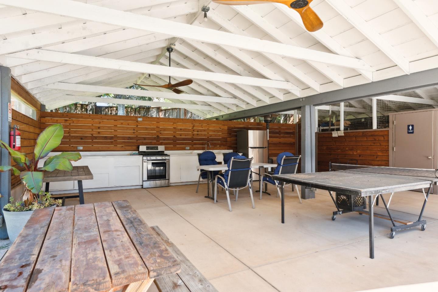 Detail Gallery Image 16 of 20 For 5525 Scotts Valley Dr #11,  Scotts Valley,  CA 95066 - 2 Beds | 1/1 Baths