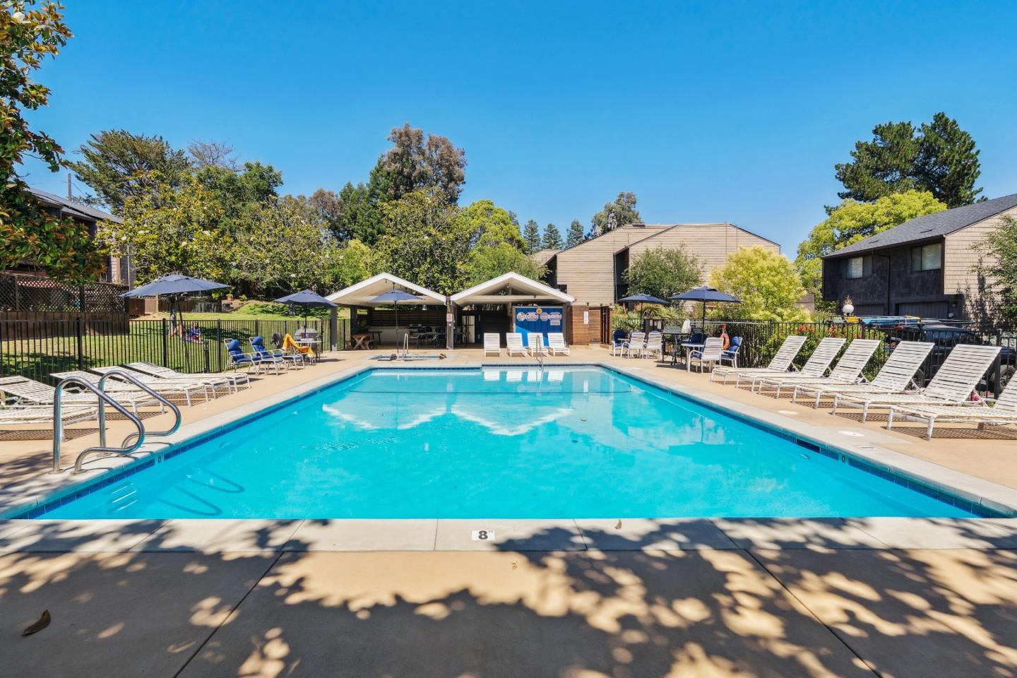Detail Gallery Image 17 of 20 For 5525 Scotts Valley Dr #11,  Scotts Valley,  CA 95066 - 2 Beds | 1/1 Baths