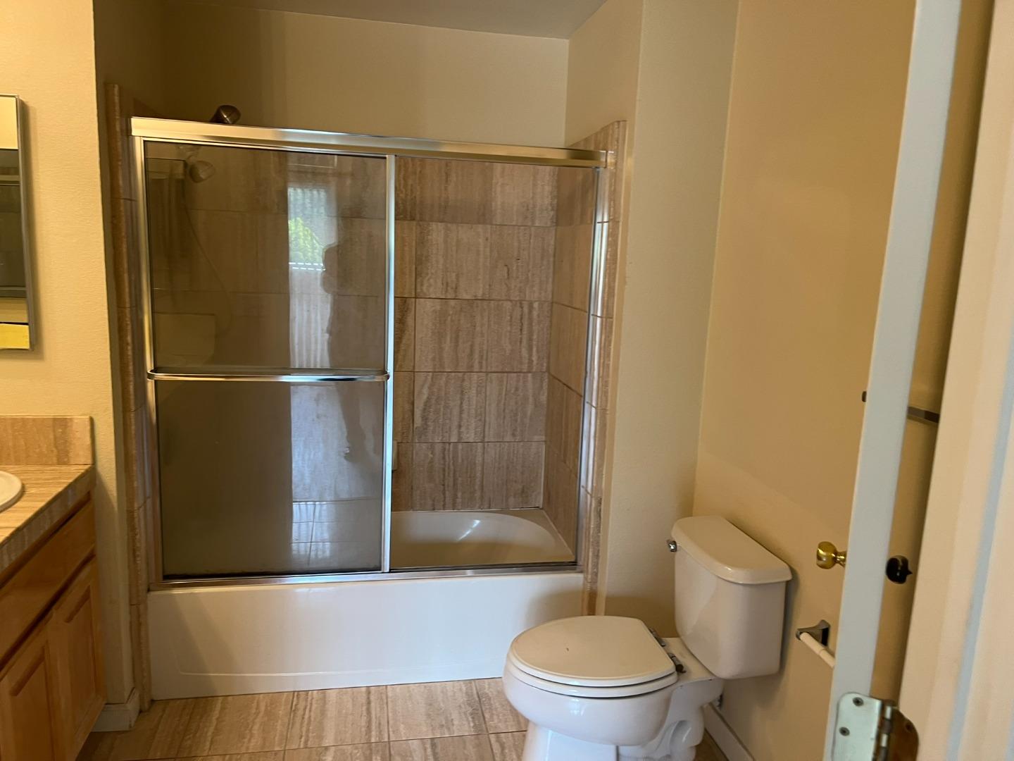 Detail Gallery Image 7 of 10 For 513 Callippe Ct, Brisbane,  CA 94005 - 2 Beds | 2 Baths