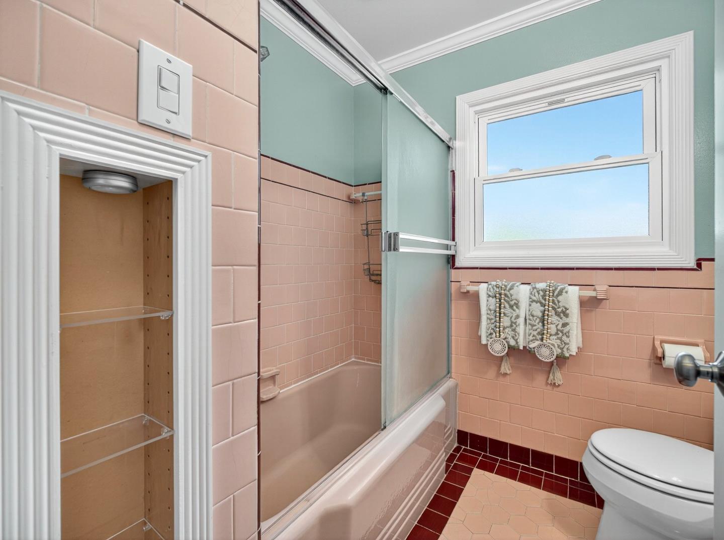Detail Gallery Image 13 of 36 For 2155 Peachtree Ln, San Jose,  CA 95128 - 2 Beds | 1 Baths