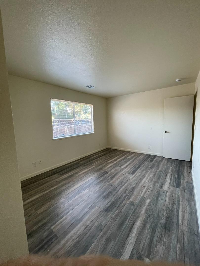 Detail Gallery Image 13 of 24 For 1752 Beech St, Santa Clara,  CA 95054 - 3 Beds | 2 Baths